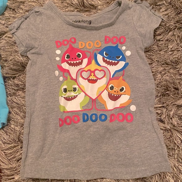 🦈 Pinkfong Baby Shark 3 piece toddler bundle💕 - Picture 2 of 4